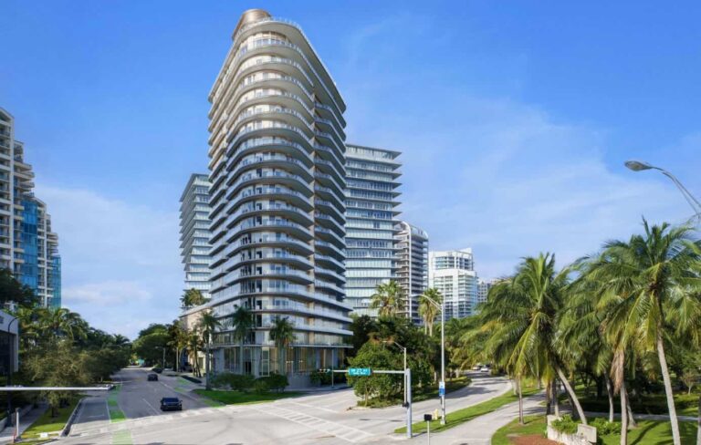 Four Seasons Coconut Grove