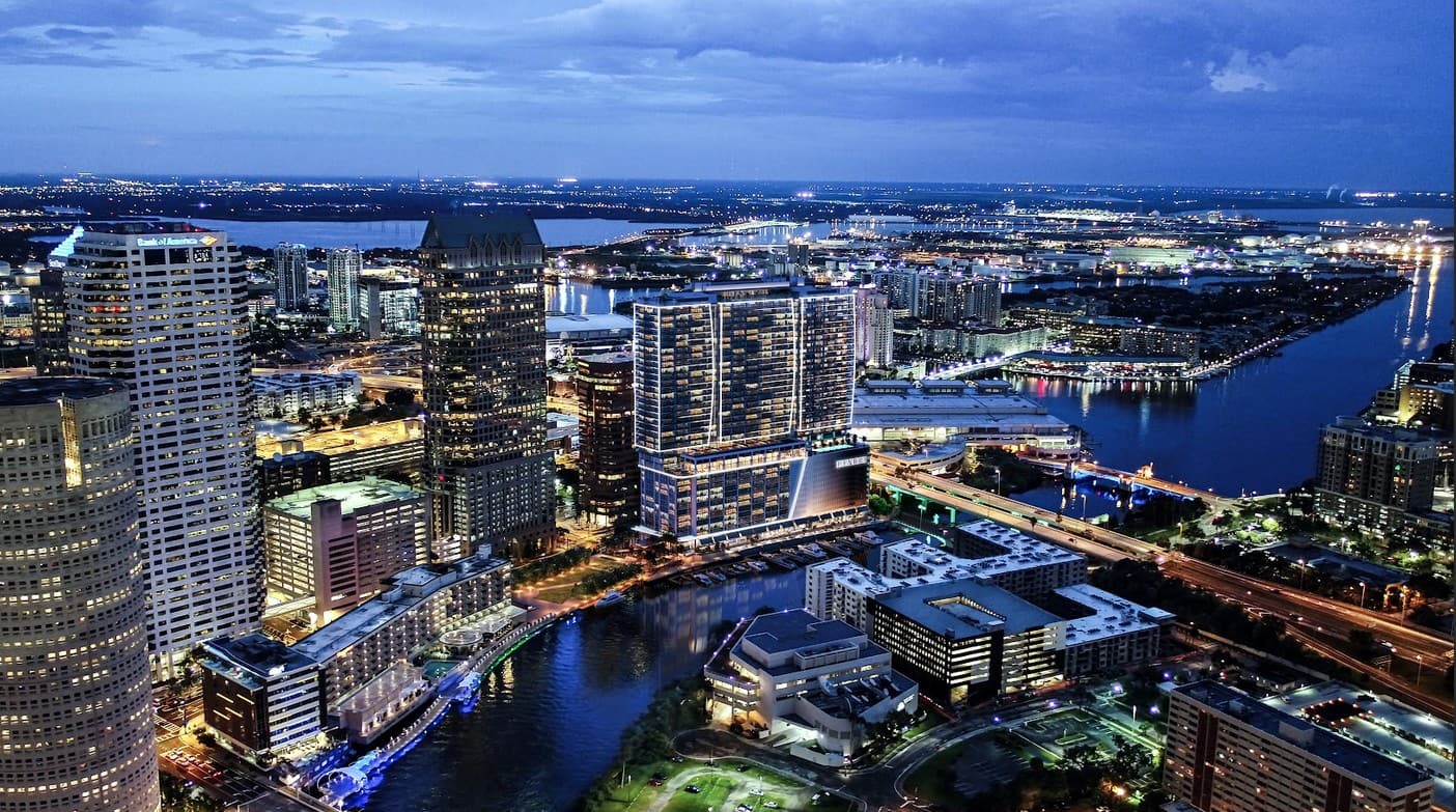 Pendry Tampa Lands Record-Breaking $520 Million Construction Deal 1 Rendering of Pendry Tampa. Designed by Arquitectonica and Adache, led by Two Roads Development.