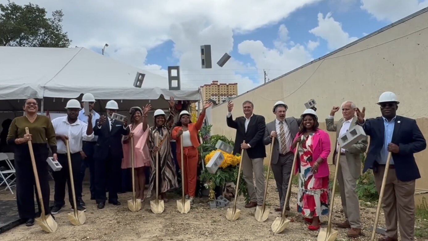 Groundbreaking photos, courtesy of the City of Miami.